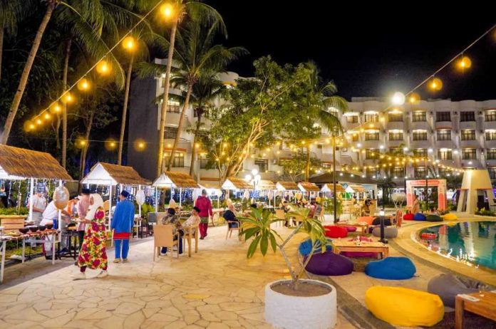 Buka Setiap Hari, Kedai Ramadan HARRIS Resort Waterfront Batam Promo Gratis Voucher Kamar