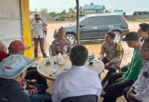 Kompol Suwitnyo Redam Perselisihan antar TKBM di Pelabuhan Kota Segara Tanjunguban Kompol Suwitnyo Redam Perselisihan antar TKBM di Pelabuhan Kota Segara Tanjunguban