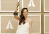 Michelle Yeoh, Artis Asia Pertama Menang Oscar untuk Film Everything Everywhere All at Once Michelle Yeoh, Artis Asia Pertama Menang Oscar