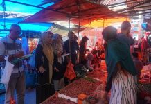 Pantau Harga Jelang Lebaran, Tim Pengendalian Inflasi Pasbar Turun ke Sejumlah Pasar