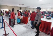 Penumpang KM Kelud Mulai Ramai, Personel Polsek KKP Batam Beri Pengamanan