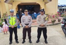 Polres Bintan Beri Pengamanan Gereja Peringati Wafat Isa Almasih dan Paskah Umat Nasrani Polres Bintan Beri Pengamanan Gereja Peringati Wafat Isa Almasih dan Paskah Umat Nasrani