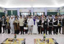 Walikota Rudi Lepas Keberangkatan Jamaah Calon Haji Kloter 3 Emberkasi Batam