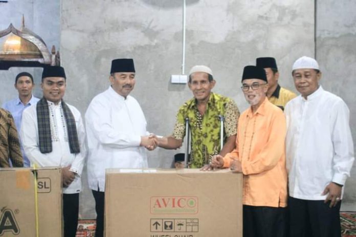 Silaturahmi Dengan Warga,Bupati H.Benny Utama Ingin Pembangunan Harus Berkeadilan