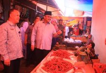 Bupati Pasaman Benny Utama Kunjungi Pasar Kumpulan