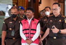 Mahfud MD: Sudah Keluar 10 Triliun, Tapi Proyek BTS Bakti Masih Mangkrak Mahfud MD soal Johnny G Plate dan Korupsi BTS Bhati Kominfo