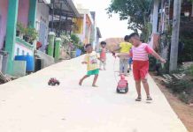Kebahagiaan Warga Kavling Seraya Mendapati Semenisasi Jalan Dari Kegiatan TMMD