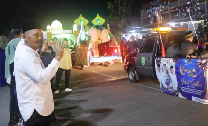 Sekdaprov Kepri Lepas Pawai Takbir Idul Adha 1444 H di Sei Carang Tanjungpinang