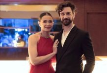 Aktris Adinia Wirasti AADC Dipersunting Michael Wahr Aktor dari Australia Selamat menikah Adinia Wirasti & Michael Wahr 2