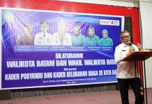Sekda Jefridin Wakili Walikota Batam Silahturahmi ke Kader Posyandu dan Kader Keluarga Siaga di Golden Prawn