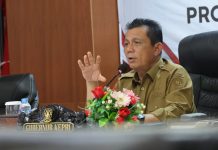 Gubernur Ansar Minta Kenaikan Tarif Pas Pelabuhan SBP Tanjungpinang Ditunda Gubernur Ansar Minta Kenaikan Tarif Pas Pelabuhan SBP Tanjungpinang Ditunda