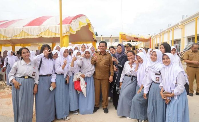 Gubernur Kepri Sosialisasikan Pencegahan Stunting di SMAN 20 Batam