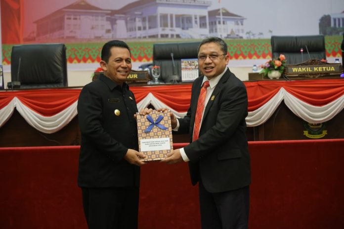 Gubernur Sampaikan Rancangan KUA PPAS APBD Kepri 2024 Rp4,4Triliun