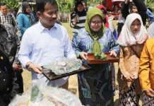 Hadiri Sedekah Bumi, Rudi Langsung Jawab Persoalan Lahan di Tembesi Sidomulyo Hadiri Sedekah Bumi, Rudi Langsung Jawab Persoalan Lahan di Tembesi Sidomulyo
