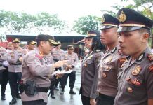 Kombes Pol Nugroho Pimpin Upacara Korp Raport Kenaikan Pangkat 56 Personel Polresta Barelang