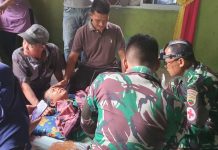 Tim Keslap TMMD Kodim 0317/TBK Berikan Pelayanan Khitan Gratis Warga Pesisir