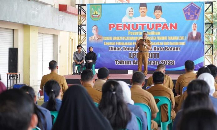 Disnaker Kota Batam Sukses Laksanakan Kegiatan Pelatihan Kursus Menjahit Asisten Pembuat Pakaian Level
