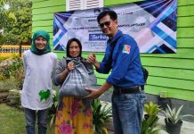 Kemala dan Ika KPMS Salurkan Ratusan Bantuan Sosial ke Masyarakat