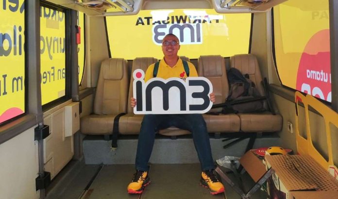 Rengga Permana, Lulusan IT Ditantang Jadi Bos Sales Indosat Ooredoo Hutchison Central Sumatera Rengga Permana, Lulusan IT Ditantang Jadi Bos Sales Indosat Ooredoo Hutchison Central Sumatera