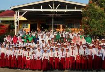 Danrem 033/WP Bersama Pelajar Karimun Sarapan Merah Putih: Merawat Solidaritas