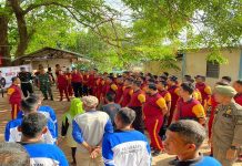 Sambut HUT RI ke 78, Polresta Barelang dan Polsek Sei Beduk Laksanakan Baksos di Pos Terpadu Simpang Dam