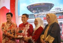 Eratkan Silaturahmi, Kepala BP Batam Hadiri Singapore National Day Parade 2023 Kepala BP Batam Hadiri Singapore National Day Parade 2023