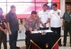 Komisi I DPRD Batam Saksikan MoU Pencegahan dan Pemberantasan Narkotika Polresta Barelang Komisi I DPRD Batam Saksikan MoU Pencegahan dan Pemberantasan Narkotika Polresta Barelang