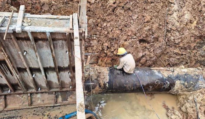 Respons Cepat PAM BP Batam Perbaiki Kebocoran Pipa di