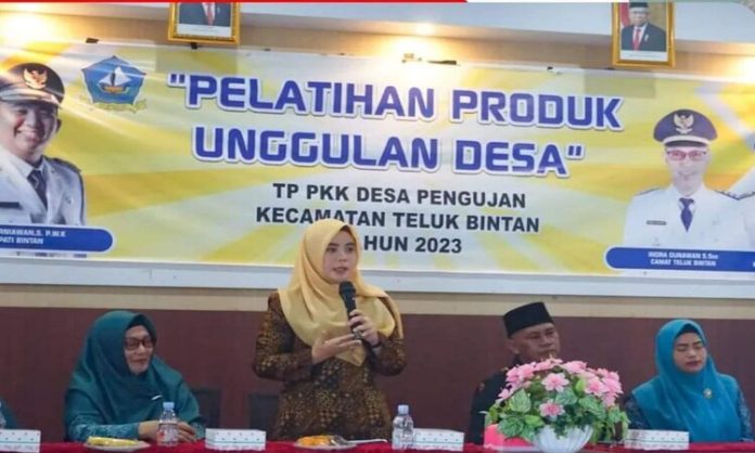 TP PKK Desa Pengujan Gelar Pelatihan, Tangkap Potensi Limbah Gonggong Jadi Pakan_jpg