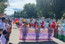 Meriahkan HUT RI Ke- 78, Bupati Hamsuardi Lepas Peserta Pawai Lomba Drumband Tingkat SD dan SMP se- Pasbar