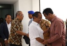 Menteri Investasi Bahlil Tiba di Batam Bahas Percepatan Pengembangan Investasi Rempang Menteri Investasi Bahlil Tiba di Batam Bahas Perc