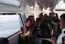 Mensos Tri Risma Rayakan Ultah Walikota Batam di atas Kapal Mensos Tri Risma Rayakan Ultah Walikota Batam di atas Kapal