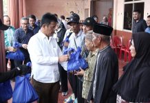 Masyarakat Pulau Buluh Sambut Antusias Program Sembako Murah Pemko Batam