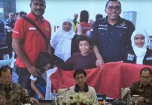 Pemerintah Berhasil Evakuasi Abdillah Onim dan 4 WNI dari Gaza ke Kairo Mesir Pemerintah Berhasil Evakuasi Abdillah Onim dan 4 WNI dari Gaza ke Kairo Mesir