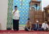 Bupati Natuna Serahkan Sajadah Masjid Al-Muhajiddin Serahkan Sajadah untuk Masjid Al-Muhajiddin