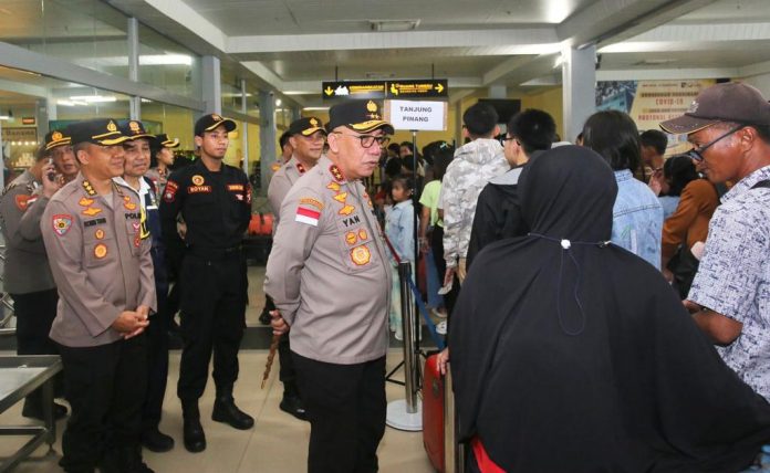 Kapolda Kepri Irjen Pol Yan Fitri Tinjau Pos Operasi Lilin Seligi 2023