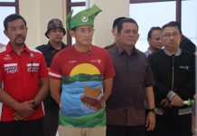 Sandiaga Uno Tinjau Lokasi Pembangunan Sentra Kreatif Indonesia di Tanjungpinang Sandiaga Uno Tinjau Lokasi Pembangunan Sentra Kreatif Indonesia di Tanjungpinang dan Bebas Visa Kunjungan