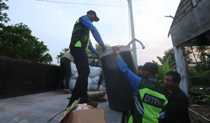 Anggota Ditpam BP Batam Tugas Relokasi Warga Rempang Anggota Ditpam BP Batam Tugas Relokasi Warga Rempang