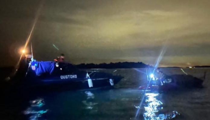 Bea Cukai Batam Gagalkan Penyelundupan Ratusan Ribu Batang Rokok Ilegal