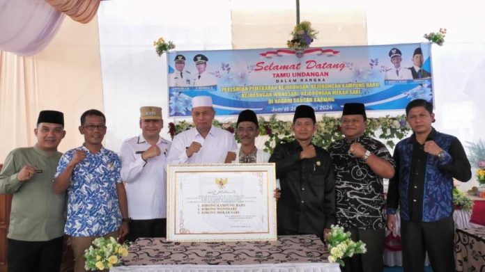 Bupati Pasbar Resmikan Pemekaran Nagari