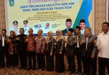 Gubernur Lantik Dewan Pendidikan Kepri Periode 2024-2028 dan Kepsek Baru Gubernur Lantik Dewan Pendidikan Kepri Periode 2024-2028 dan Kepsek Baru