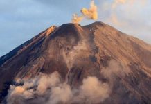 Gunung Semeru Kembali Erupsi: Waspada Guguran Lava dan Lahar Gunung Semeru Kembali Erupsi: Waspada Guguran Lava dan Lahar