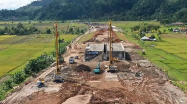 Jalan Tol Padang-Sicincin Batal Dioperasikan Sebelum Lebaran Jalan Tol Padang-Sicincin Batal Dioperasikan Sebelum Lebaran