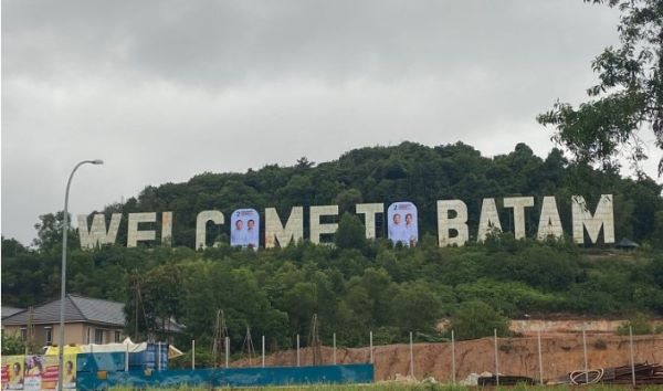 Konflik Baliho Prabowo-Gibran-TKN Minta Penyelesaian Damai dan Cabut Laporan Polisi Konflik Baliho Prabowo-Gibran: TKN Minta Penyelesaian Damai dan Cabut Laporan Polisi