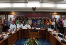 Peluncuran LPI 2023, BI Kepri Catat Ekonomi Kepri Tumbuh 5,4% Tertinggi di Sumatera Peluncuran LPI 2023, BI Kepri Catat Ekonomi Kepri Tumbuh 5,4% Tertinggi di Sumatera