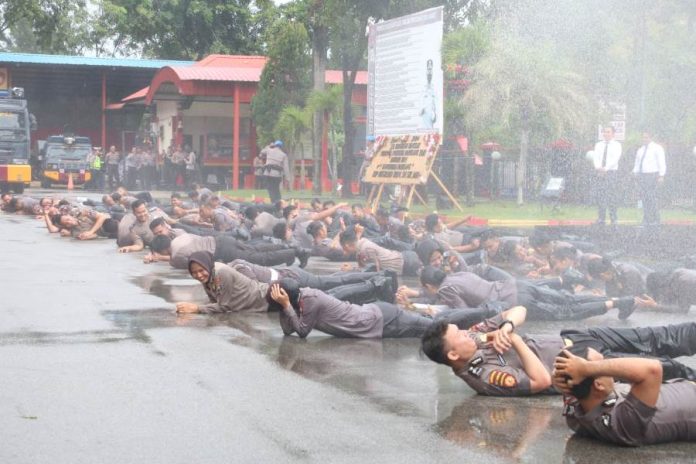 Personel Polresta Barelang Naik Pangkat Personel Polresta Barelang