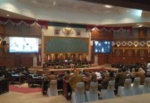 Rapat Paripurna DPRD Riau: Umumkan Reses Sidang I Tahun 2024 Rapat Paripurna DPRD Riau: Umumkan Reses Sidang I