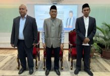 Ustadz Abdul Somad Dilantik Sebagai Adjunct Professor di Universiti Malaysia Sabah Ustadz Abdul Somad Dilantik Sebagai Adjunct Professor di Universiti Malaysia Sabah