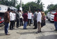 Wakil Bupati Pasbar Tinjau Rencana Pembangunan Jalan, Dorong Partisipasi Aktif Warga Wakil Bupati Pasbar Tinjau Rencana Pembangunan Jalan