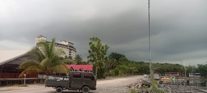 Peringatan Cuaca Ekstrem di Kepulauan Riau: Hujan Lebat dan Angin Kencang Mengancam